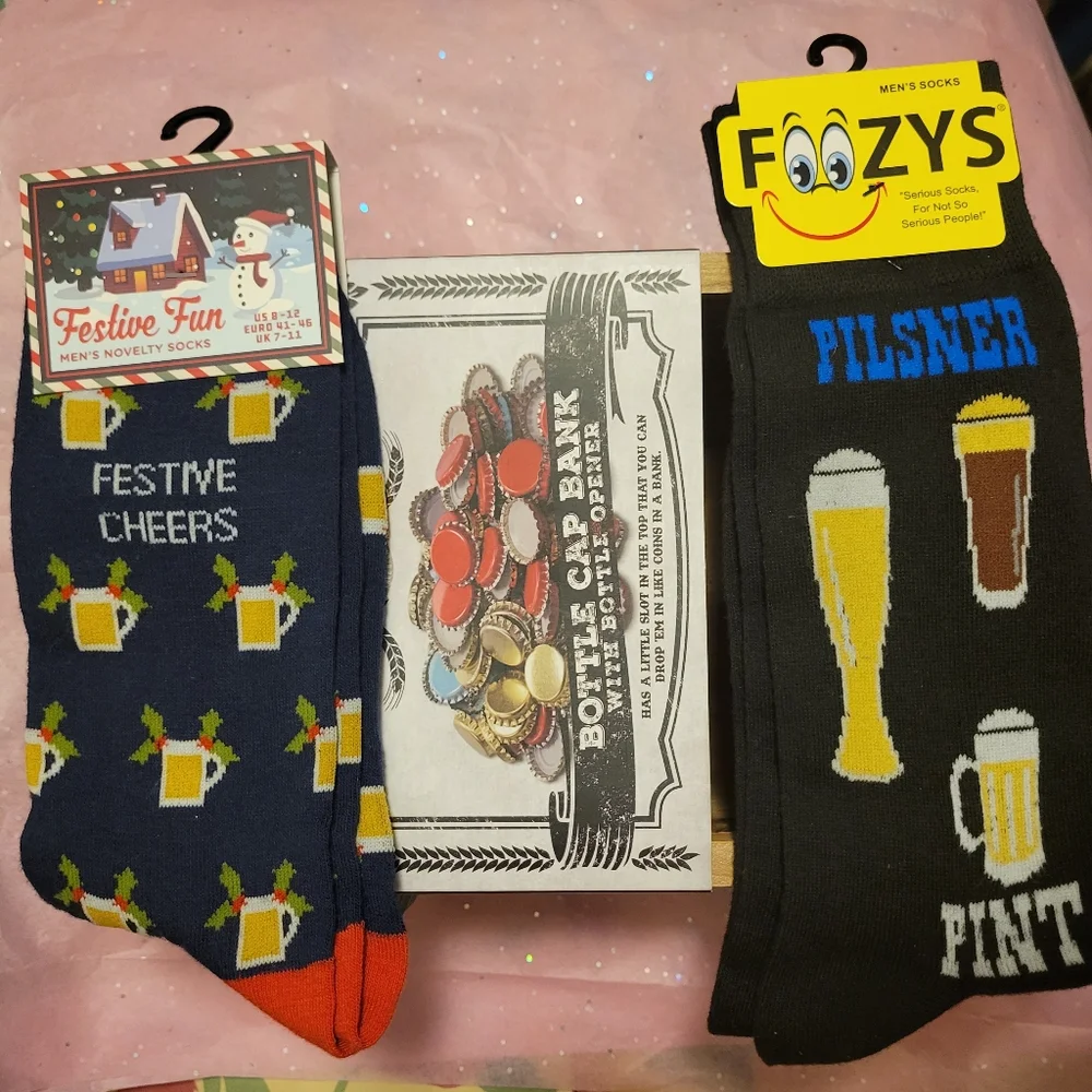 Beer Socks (2 pr) & Bottle Cap Bank* ~ Festive & Fun! NWT  FINAL PRICE!